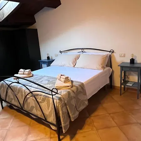 בית נופש Dimora Floris Accogliente In Borgo Storico A 7 Chilometri Dal Mare *