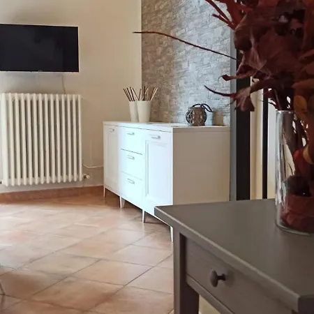 Dimora Floris Accogliente In Borgo Storico A 7 Chilometri Dal Mare * Montefiore dellʼAso