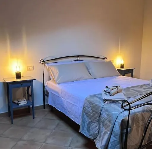 Dimora Floris Centro Storico A 7 Chilometri Dal Mare Casa vacanze Montefiore dellʼAso